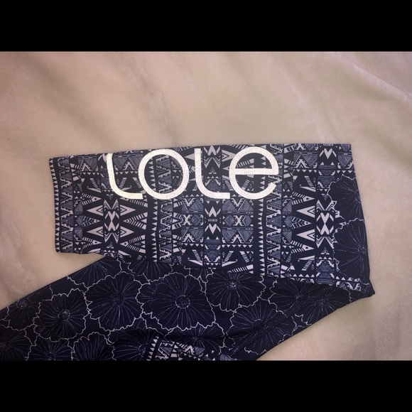 Lolë Blue patterned leggings great quality - Picture 2 of 5